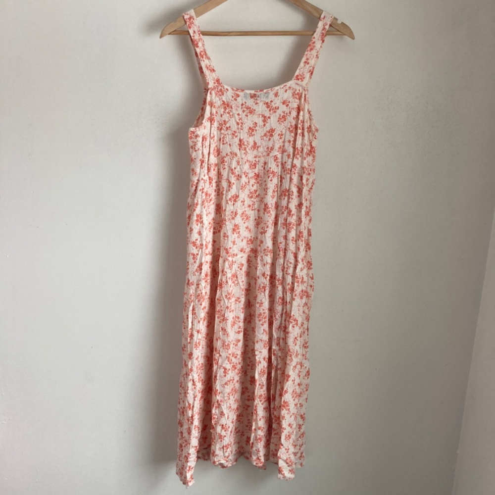 Nimi k Woman’s floral dress made in USA - Picture 5 of 8
